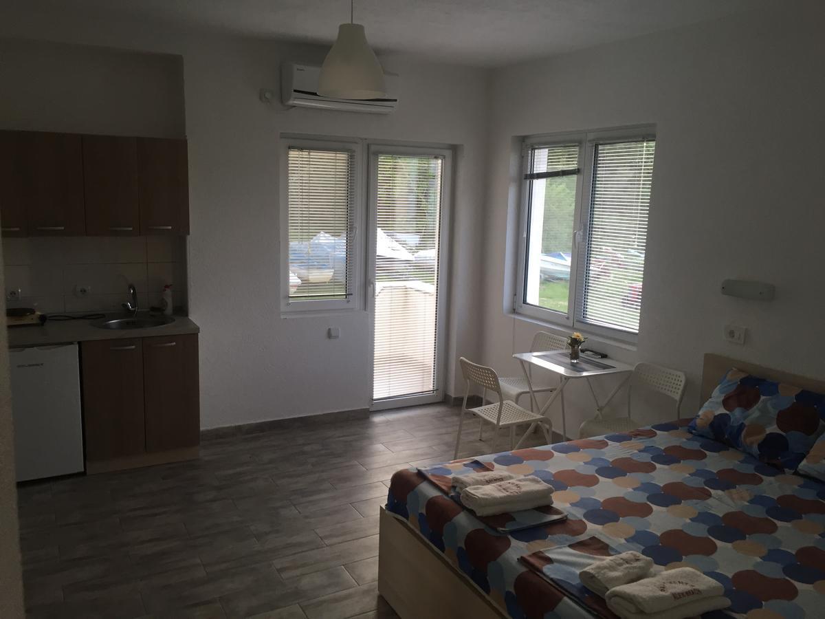 Apartmani Alex Beach Dojran Экстерьер фото